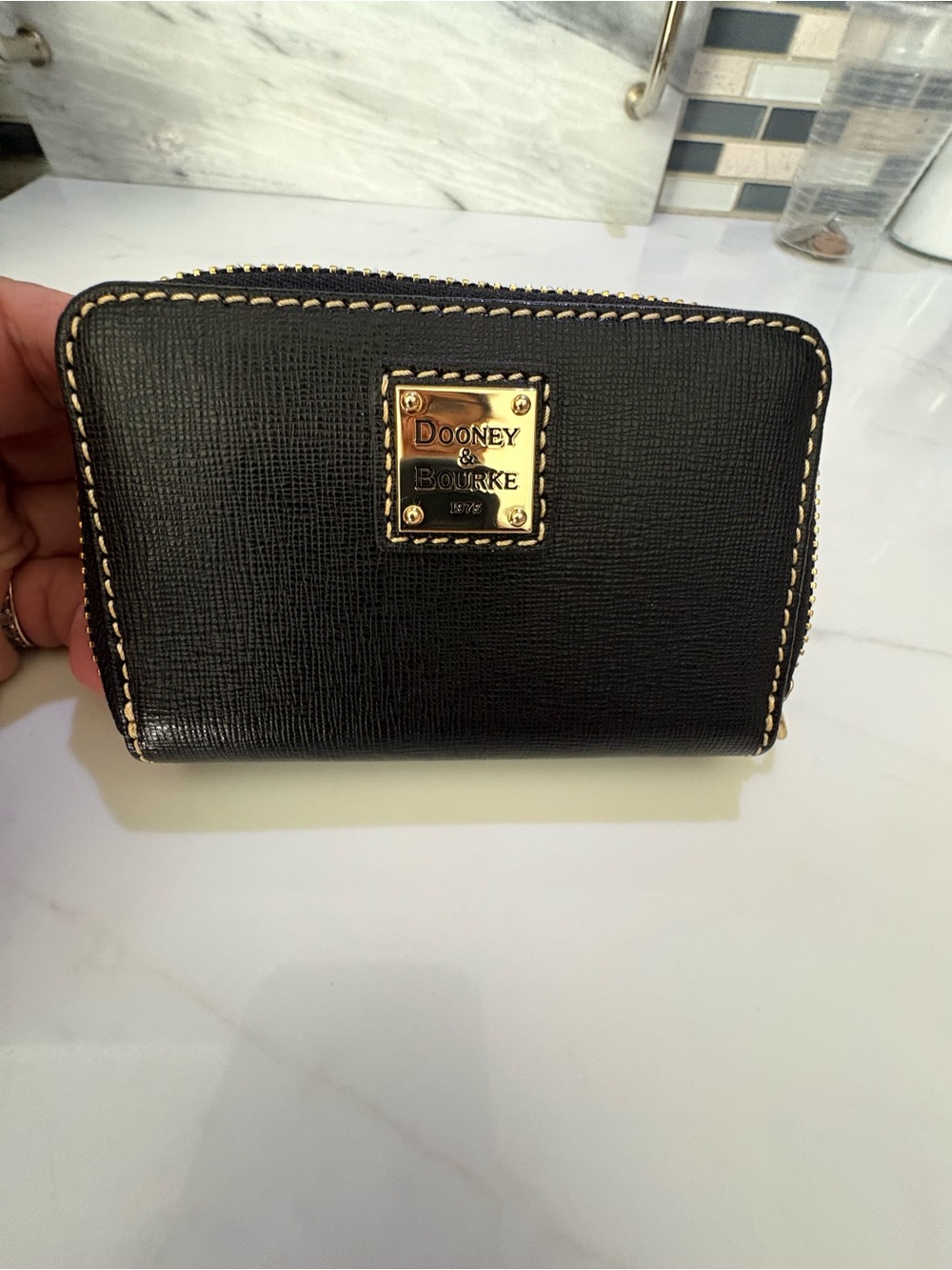 Dooney And Bourke Pebble Grain Leather Card Case Coin Wallet Black One Size NWOT